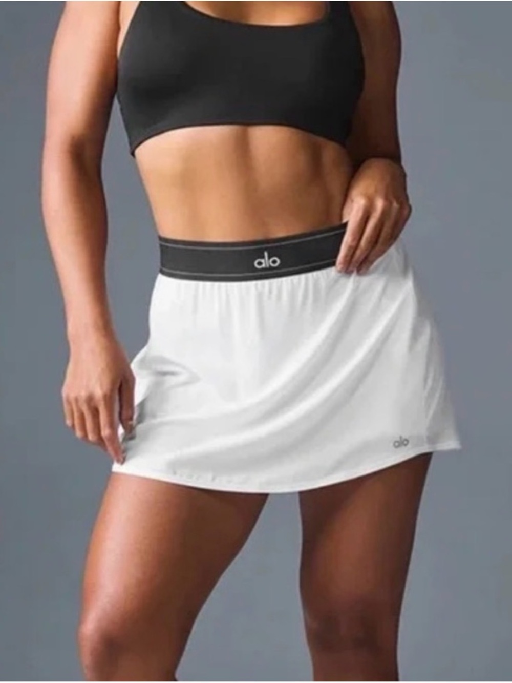 ALO Yoga White Skirt with Black Logo Waistband - Picture 4 of 6